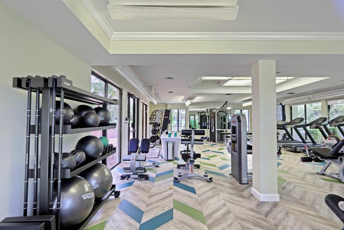 1648 Breakers West Boulevard, West Palm Beach