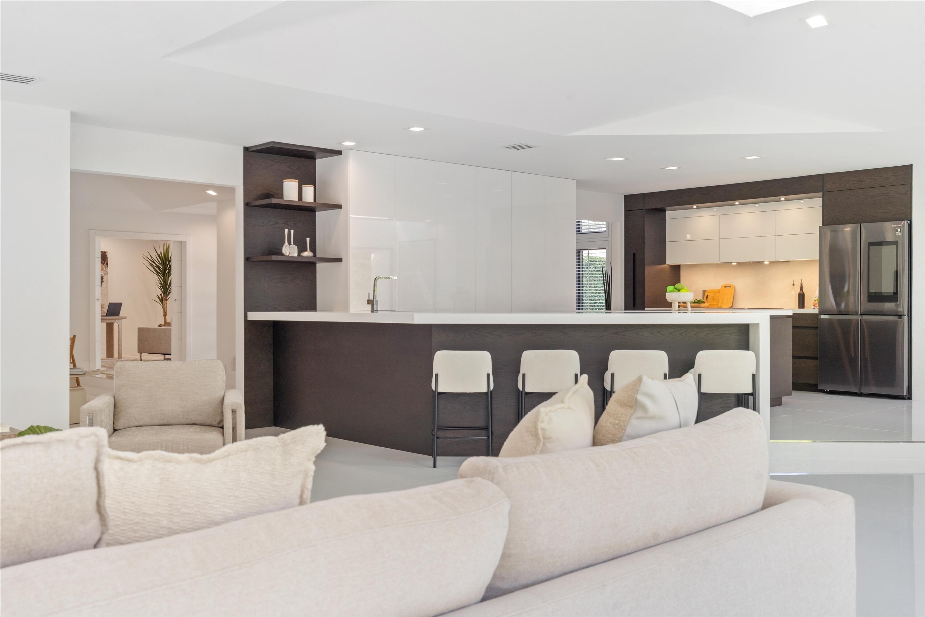 1648 Breakers West Boulevard, West Palm Beach