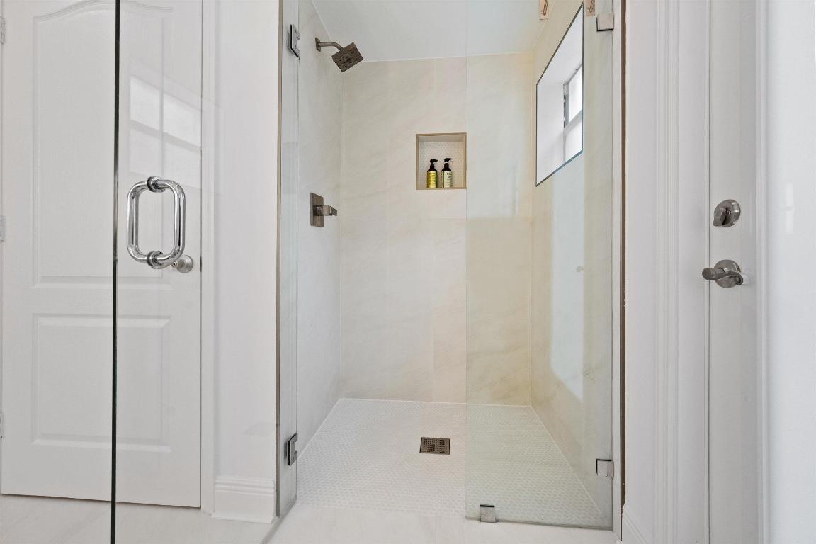 9221 Heathriidge Drive