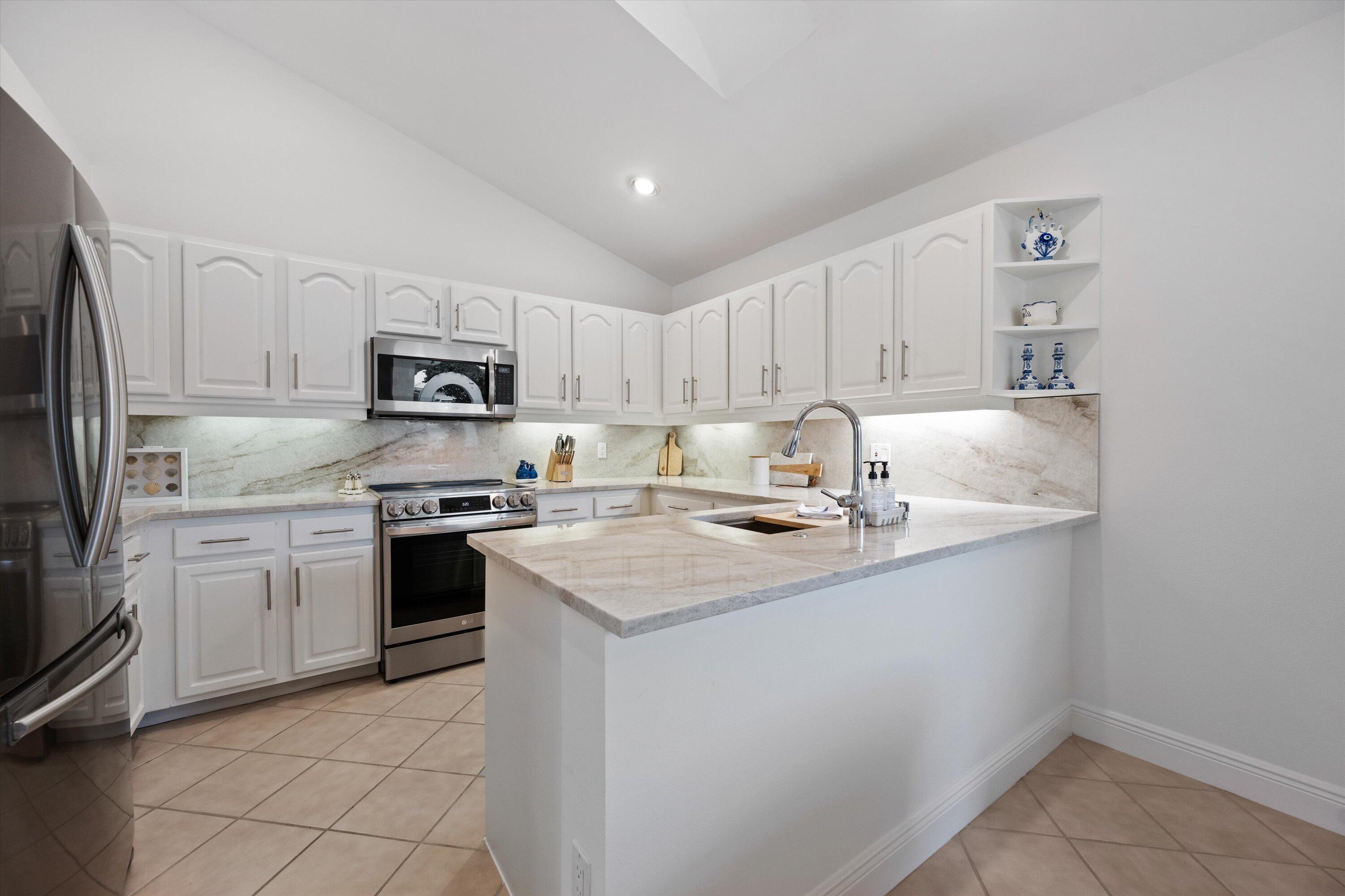 9221 Heathriidge Drive