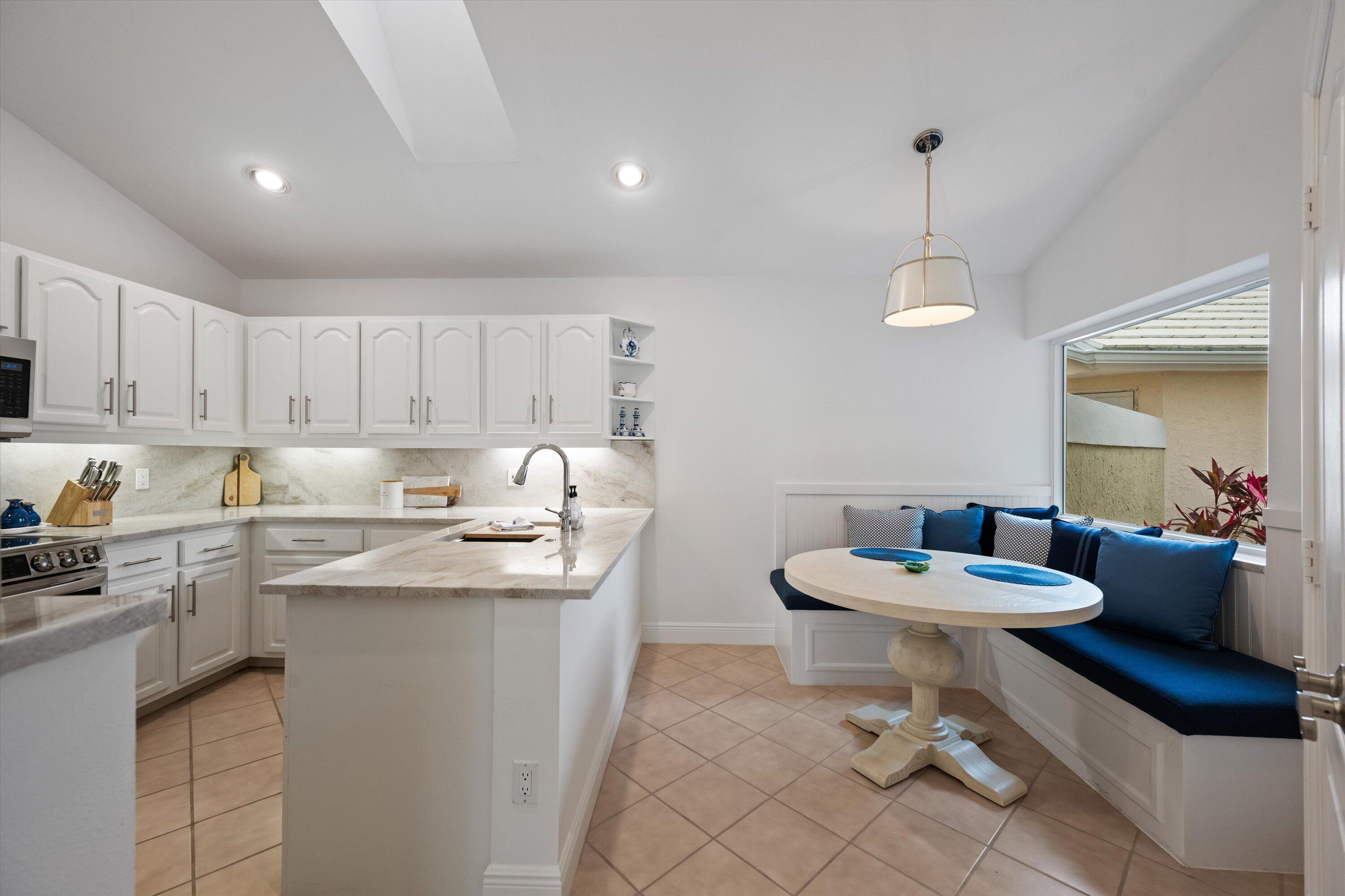 9221 Heathriidge Drive