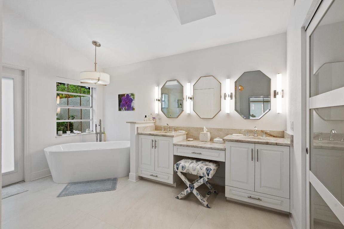 9221 Heathriidge Drive