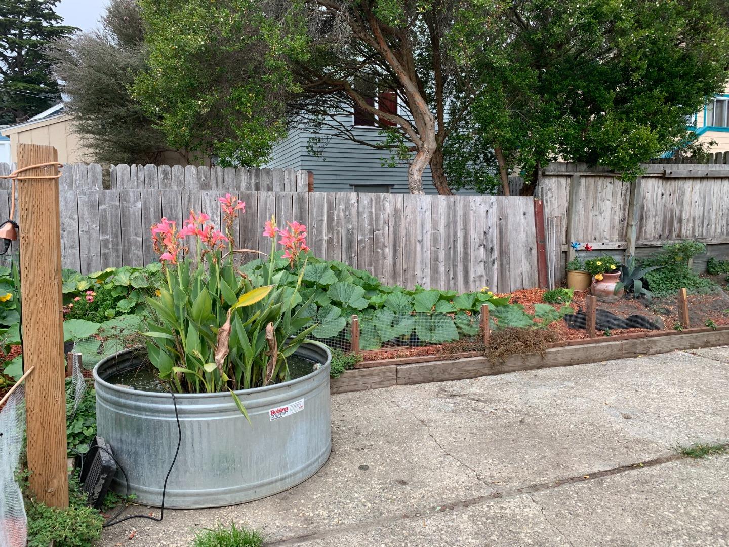 569-571 Avenue Alhambra