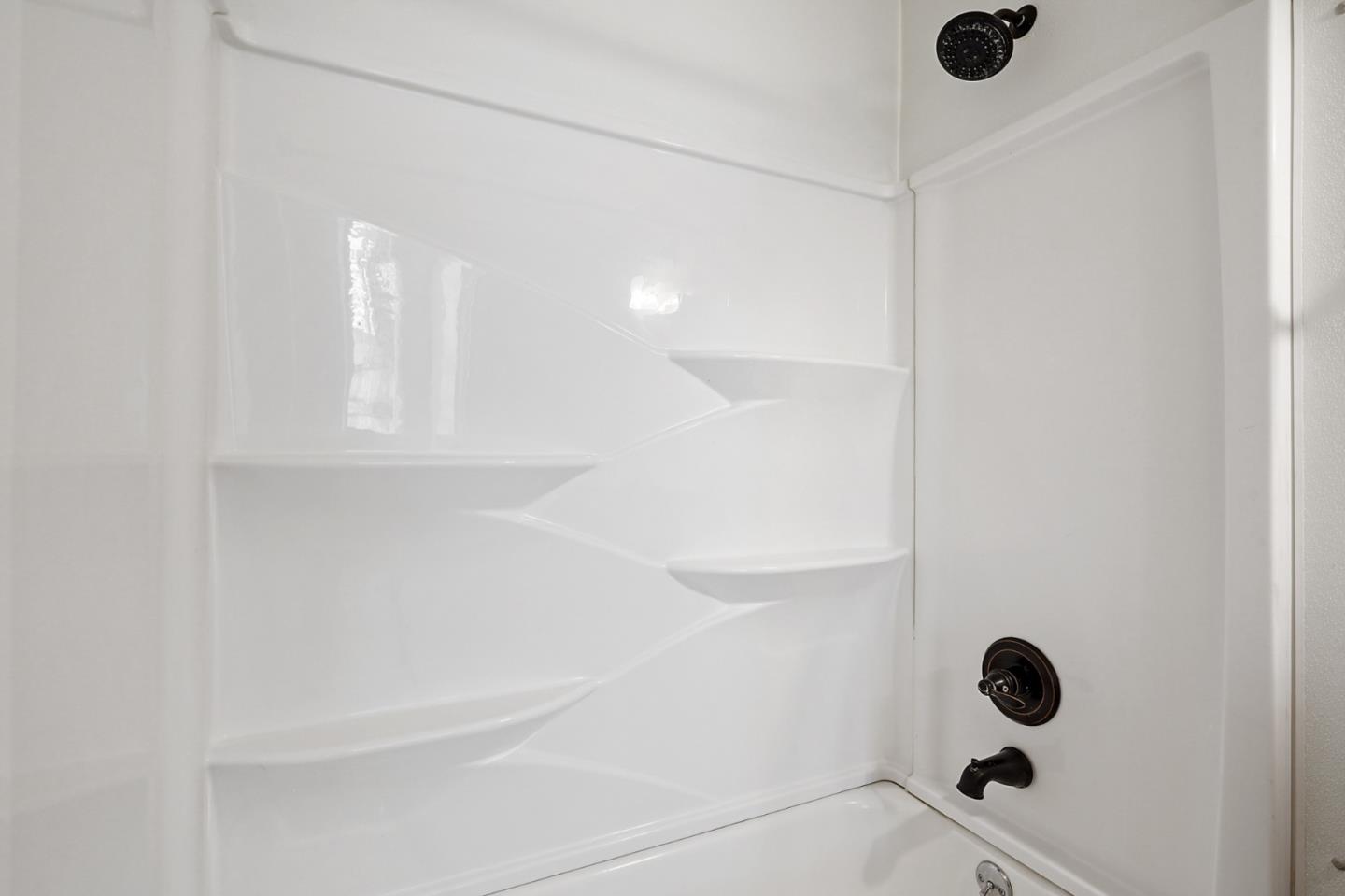 569-571 Avenue Alhambra