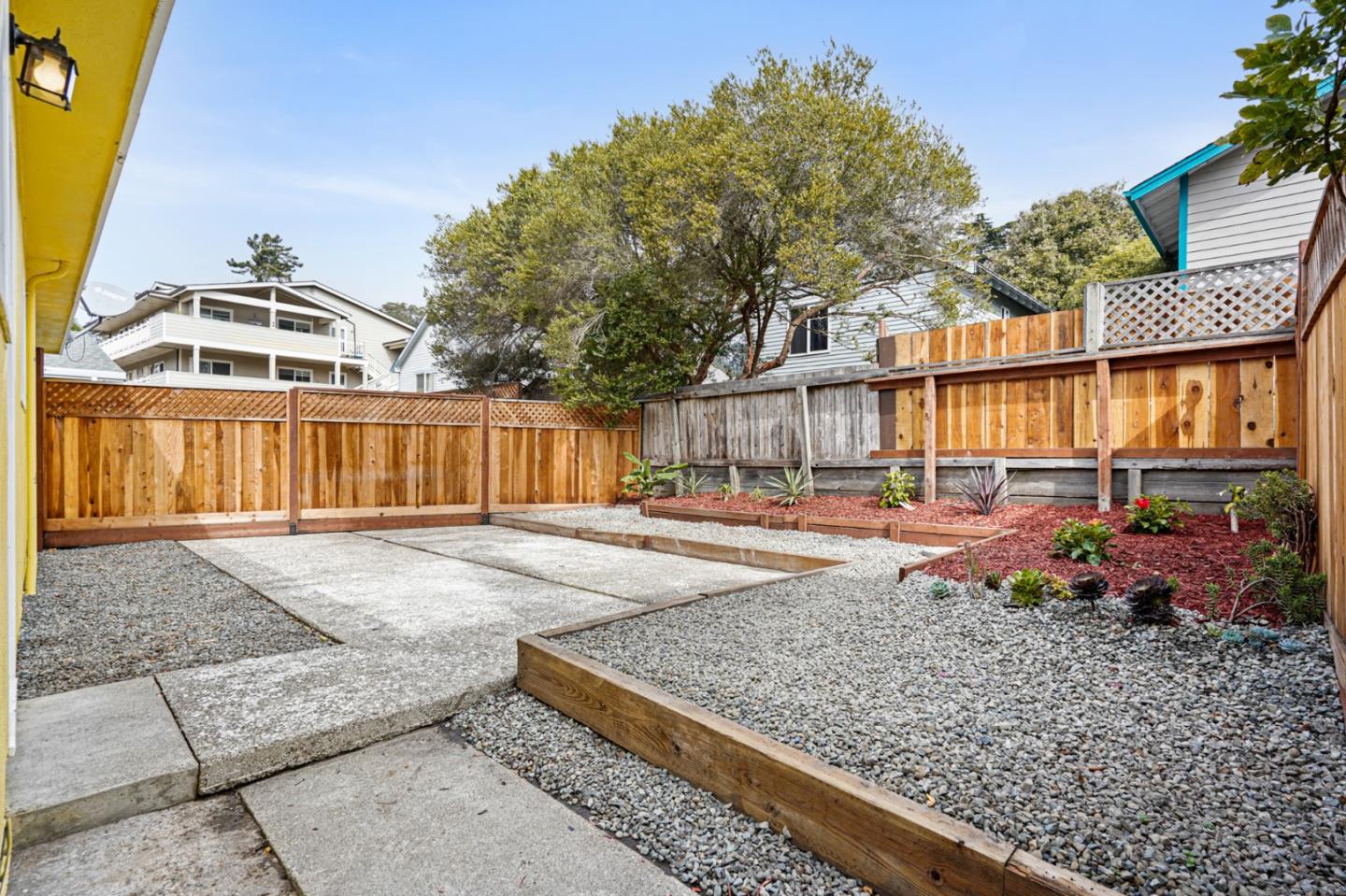 569-571 Avenue Alhambra