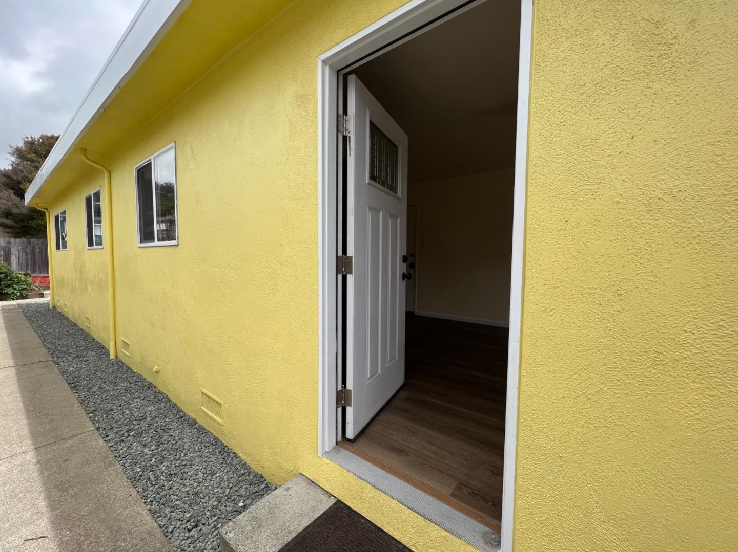 569-571 Avenue Alhambra