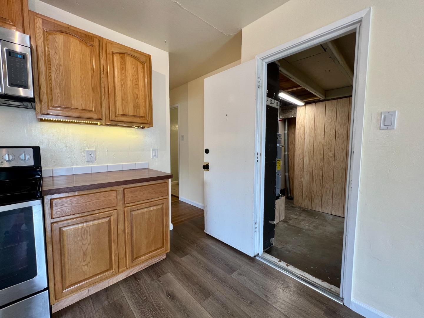 569-571 Avenue Alhambra