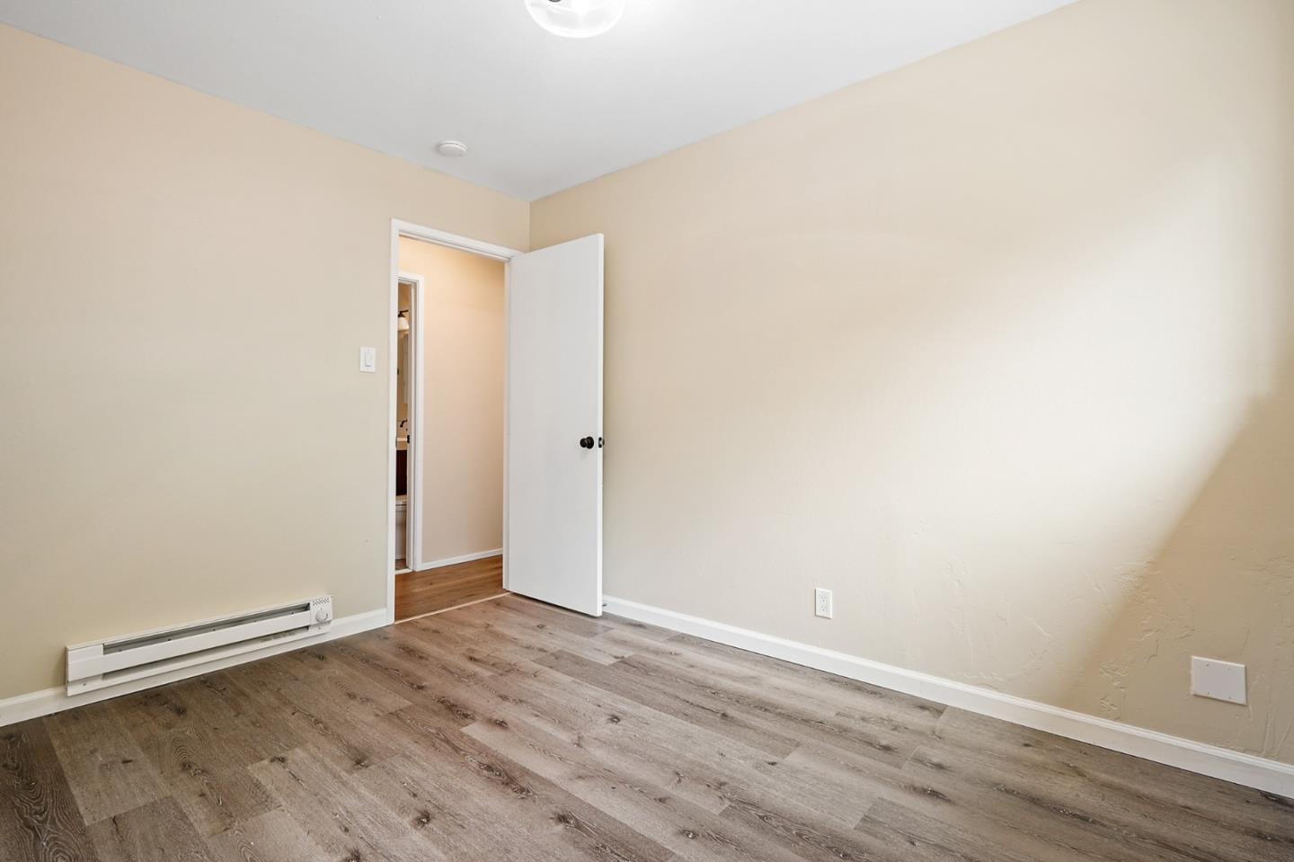 569-571 Avenue Alhambra