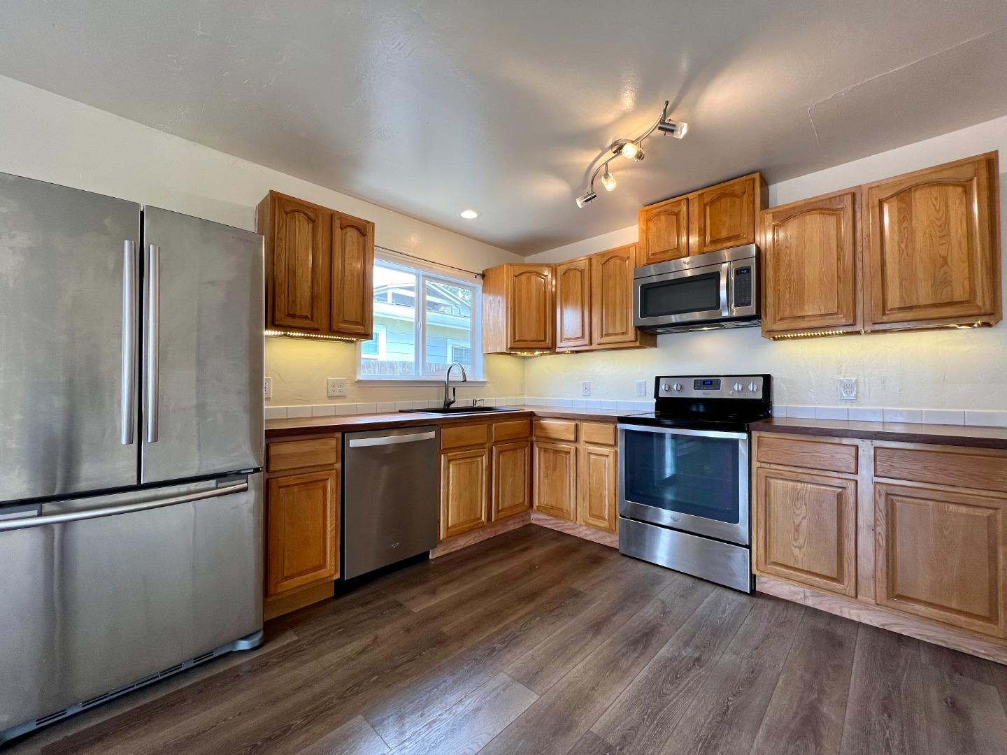 569-571 Avenue Alhambra