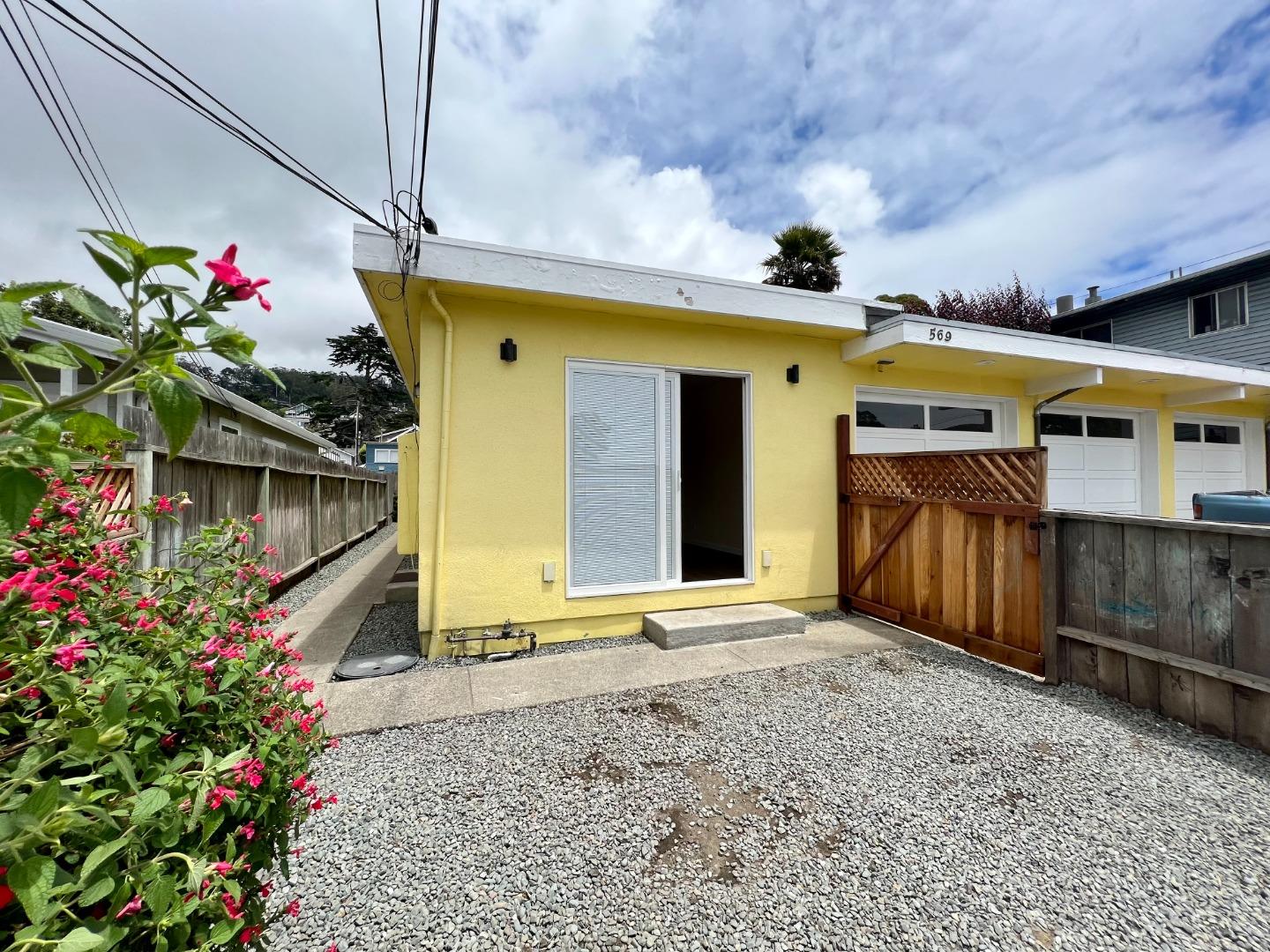 569-571 Avenue Alhambra