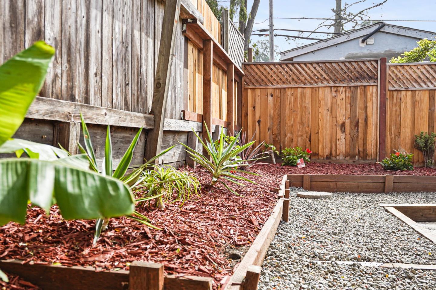 569-571 Avenue Alhambra