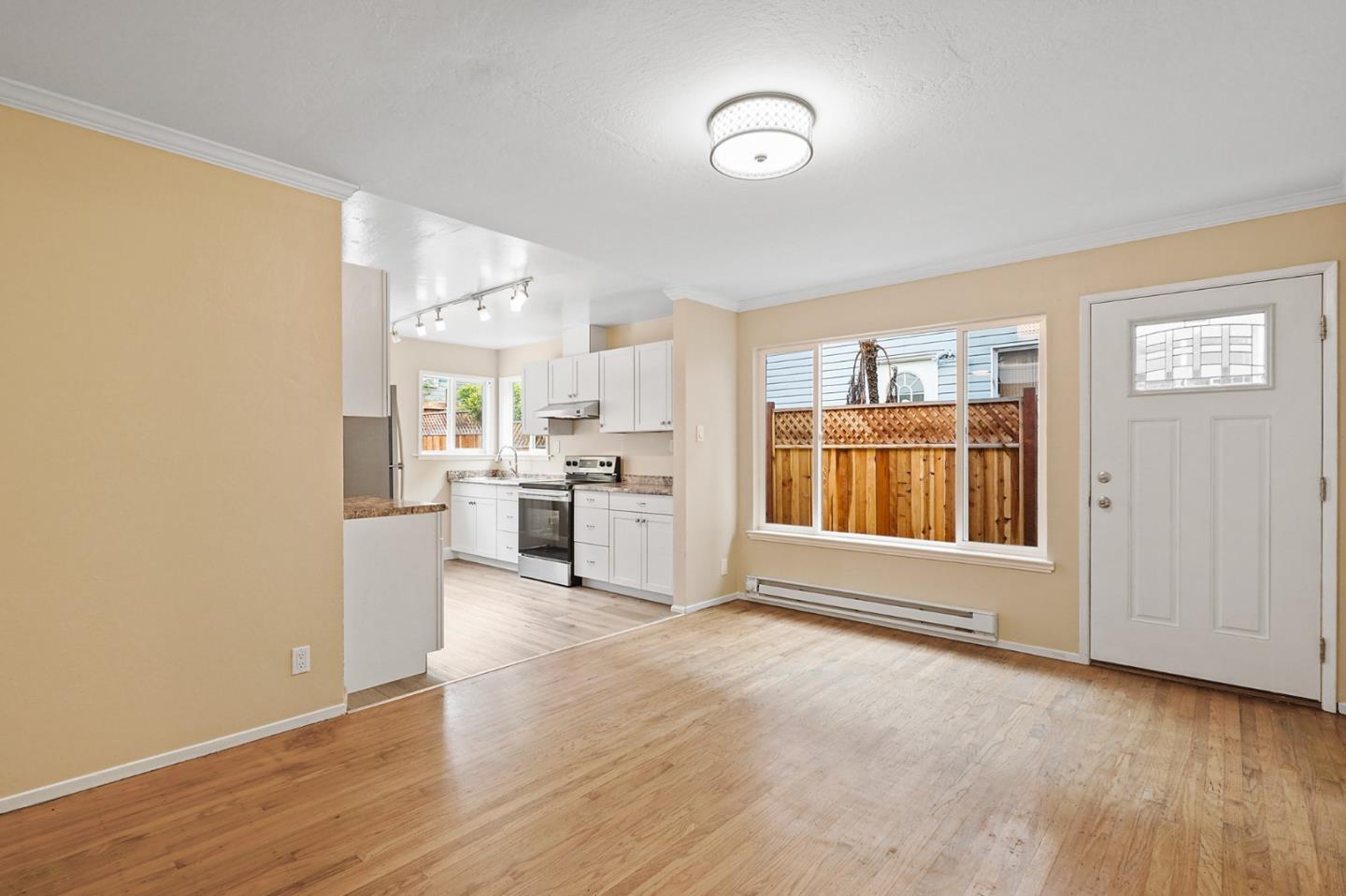 569-571 Avenue Alhambra