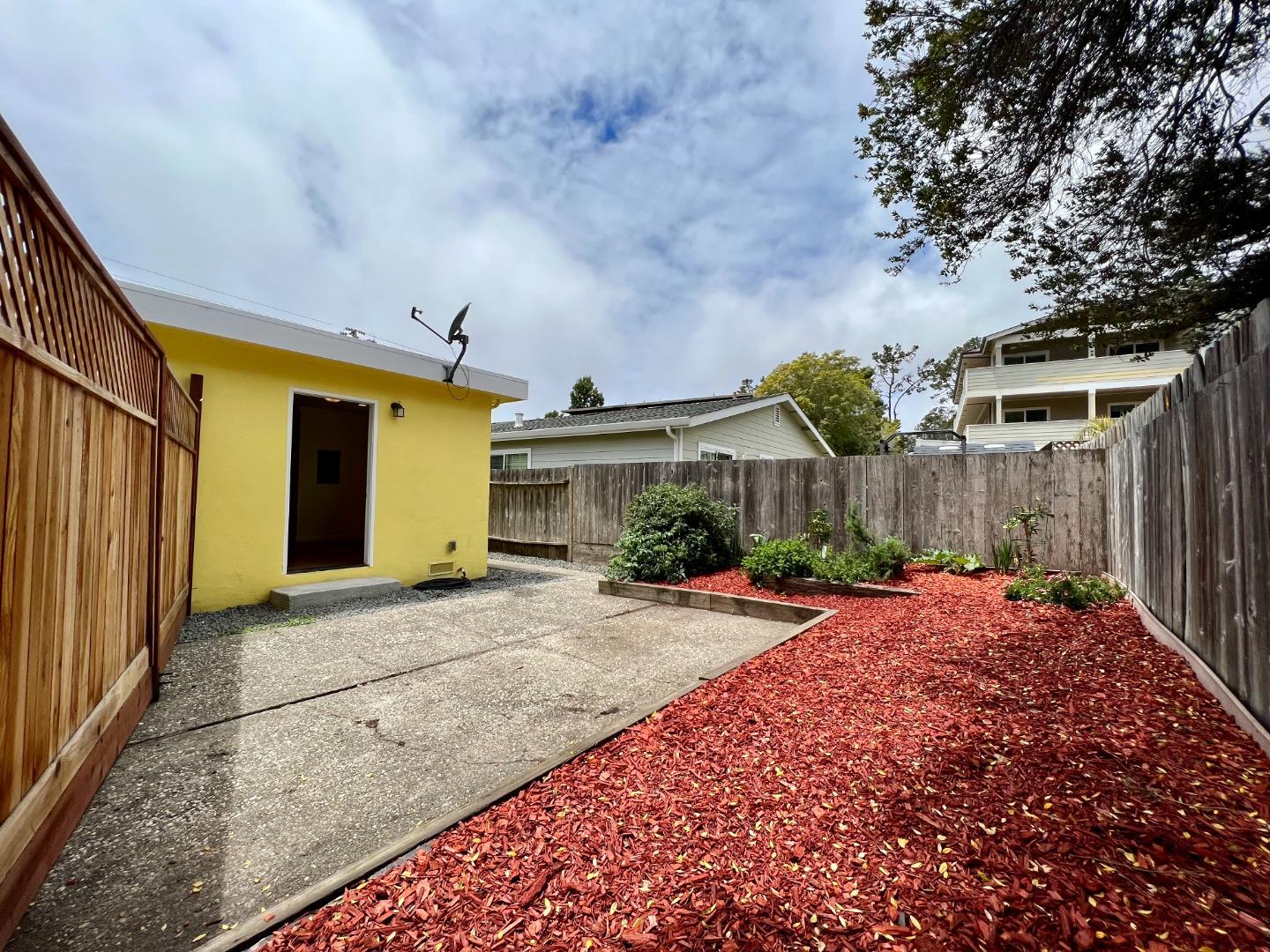 569-571 Avenue Alhambra