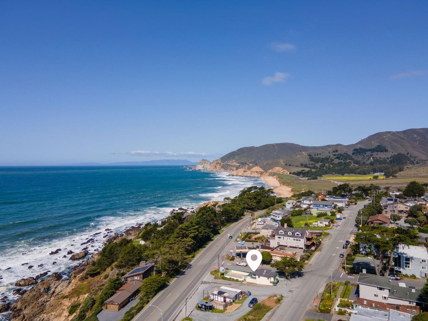 8465 Cabrillo HWY