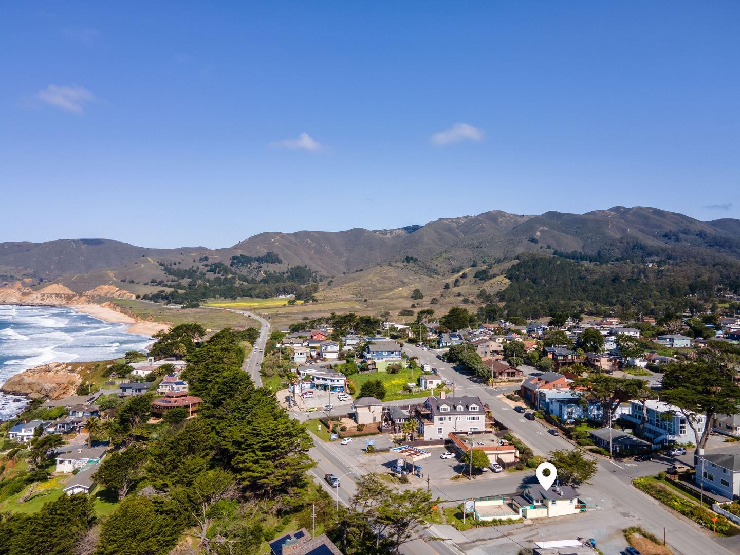 8465 Cabrillo HWY