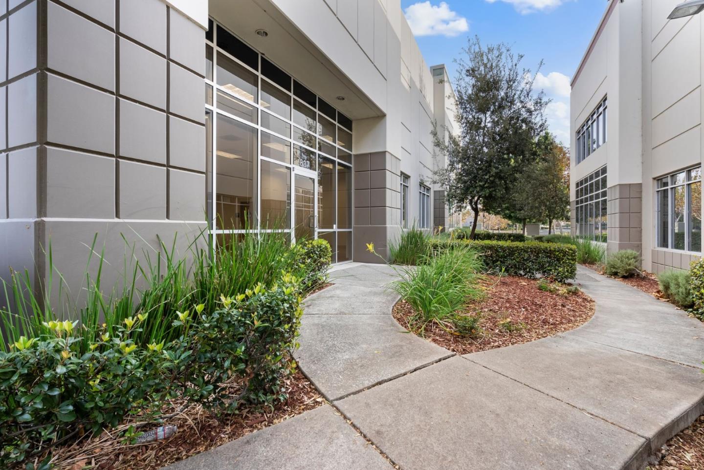 837 Corporate WAY
