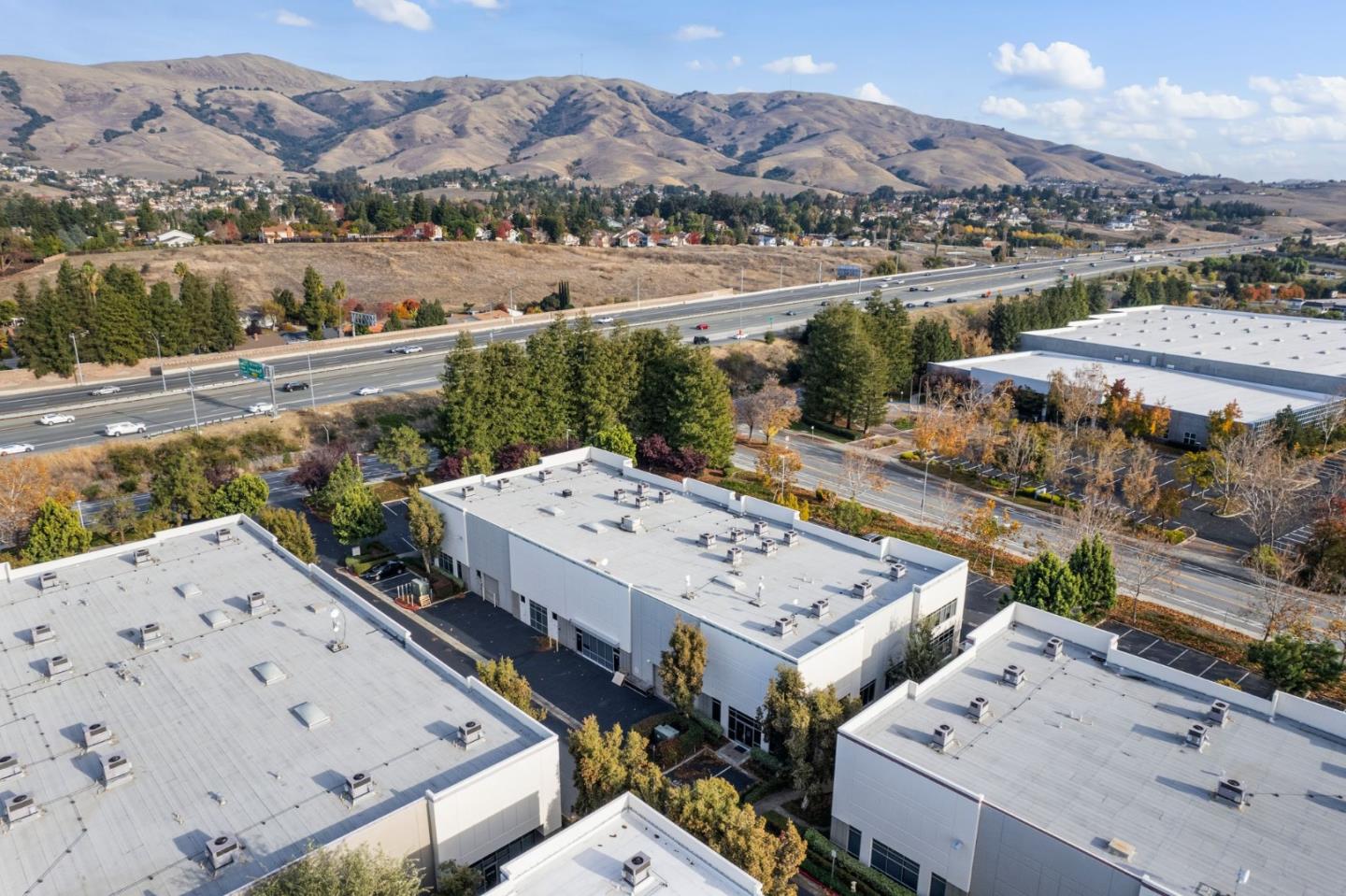 837 Corporate WAY