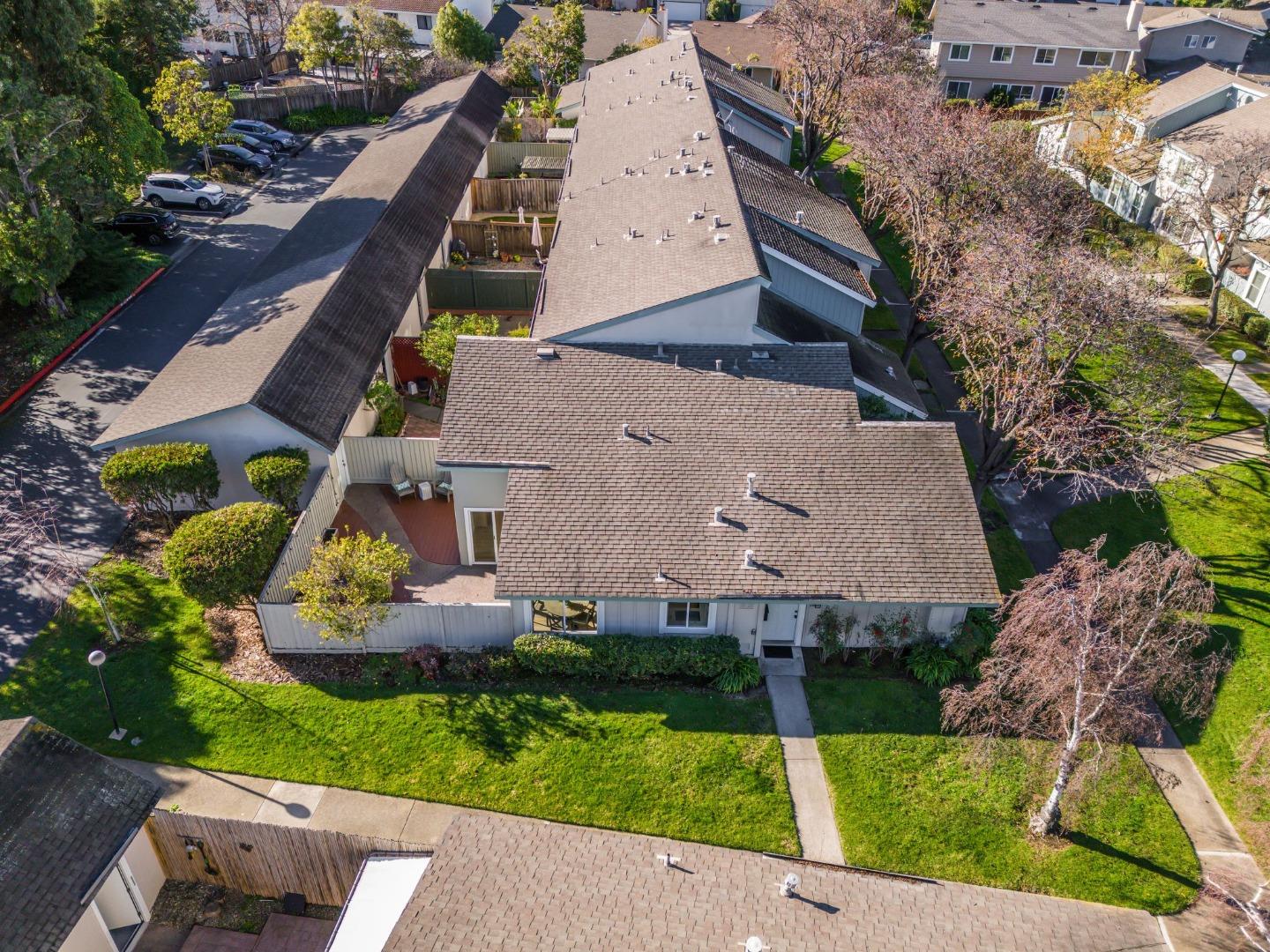 1062 Eagle LN