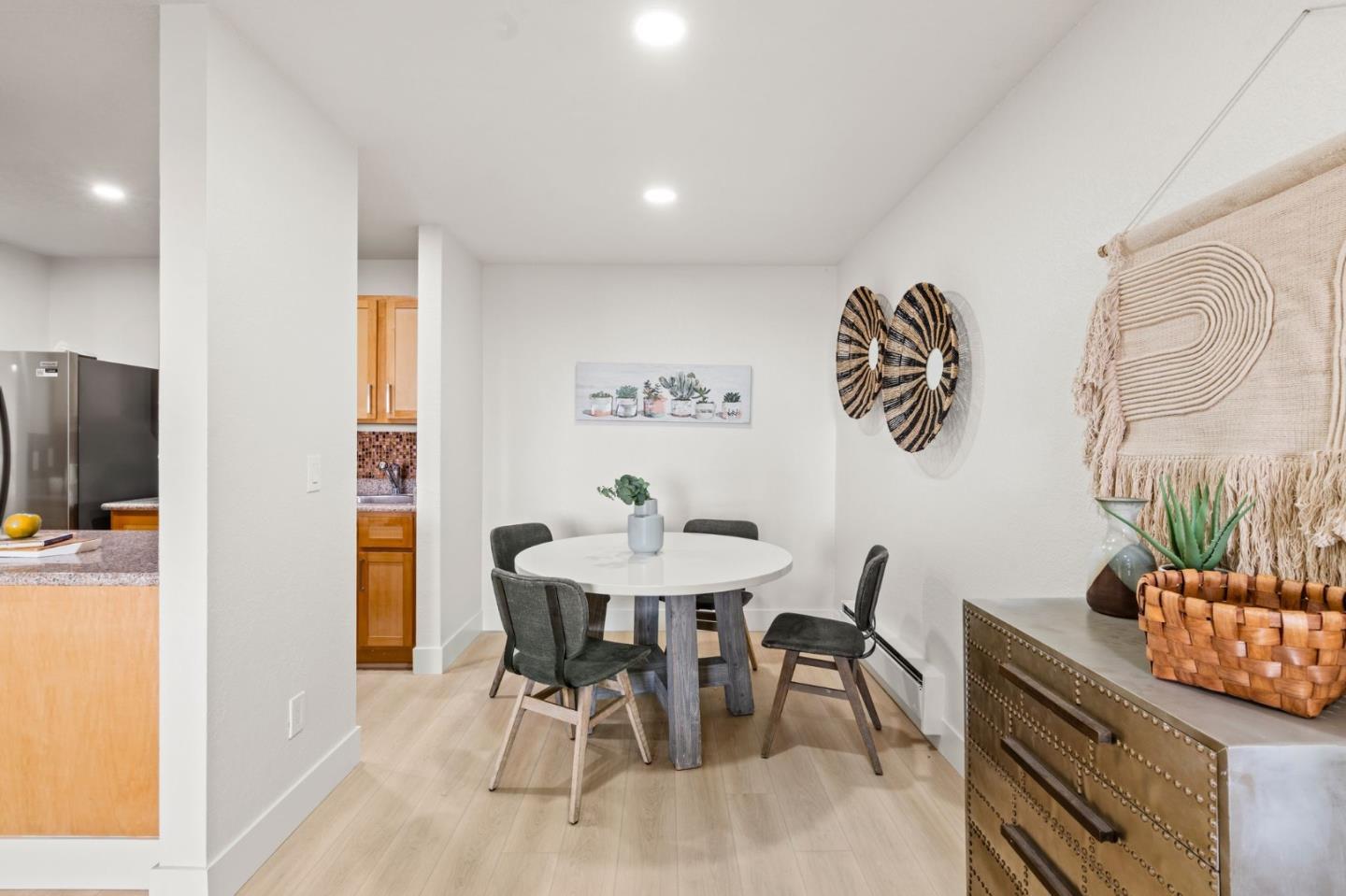 3300 Wolcott CMN 110