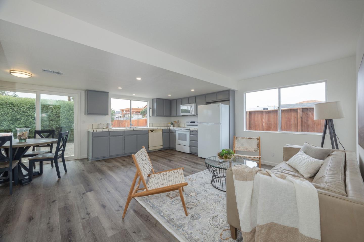 1470 Cabrillo HWY