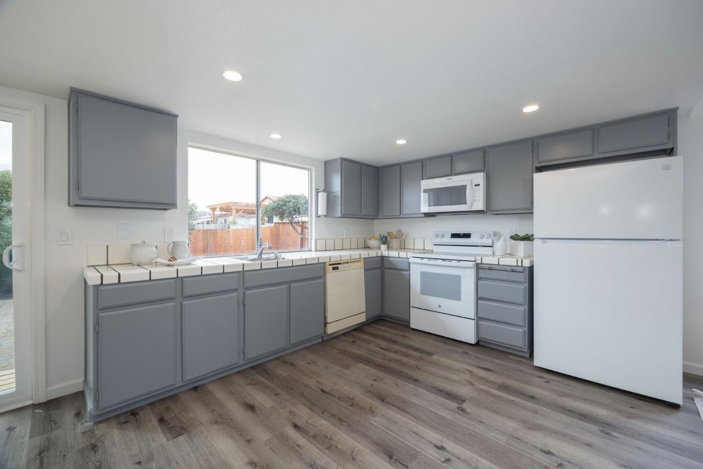 1470 Cabrillo HWY