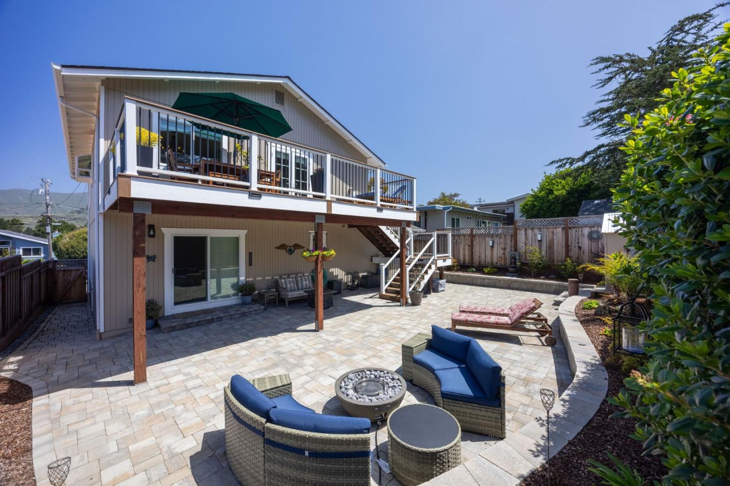 468 4th Street
