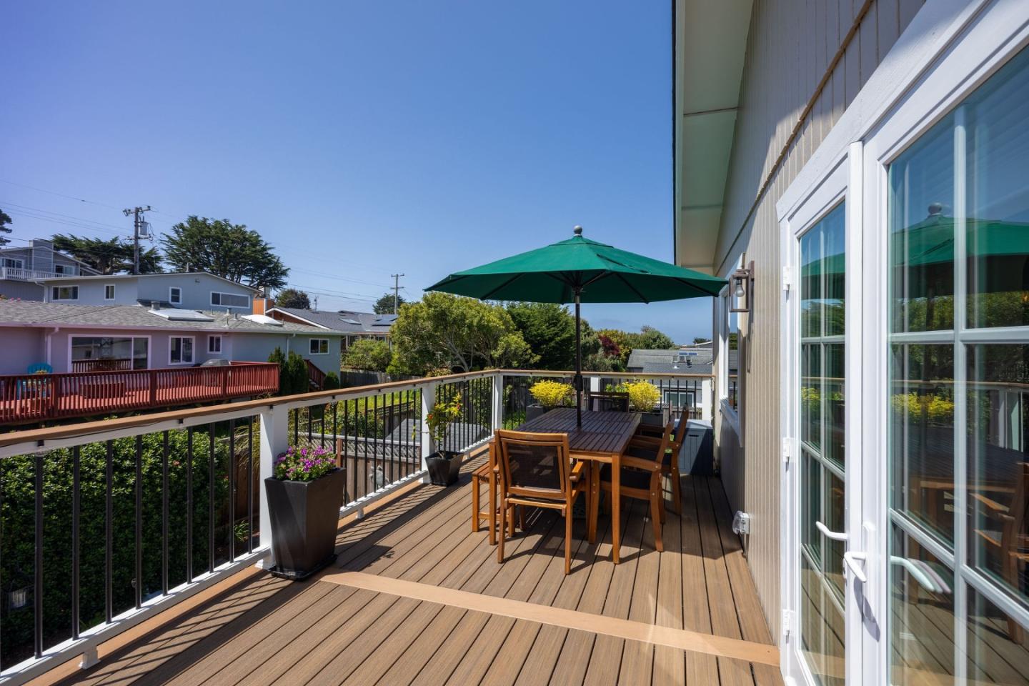 468 4th Street