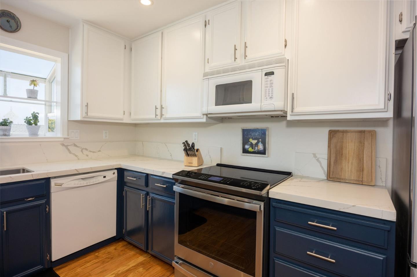 468 4th Street