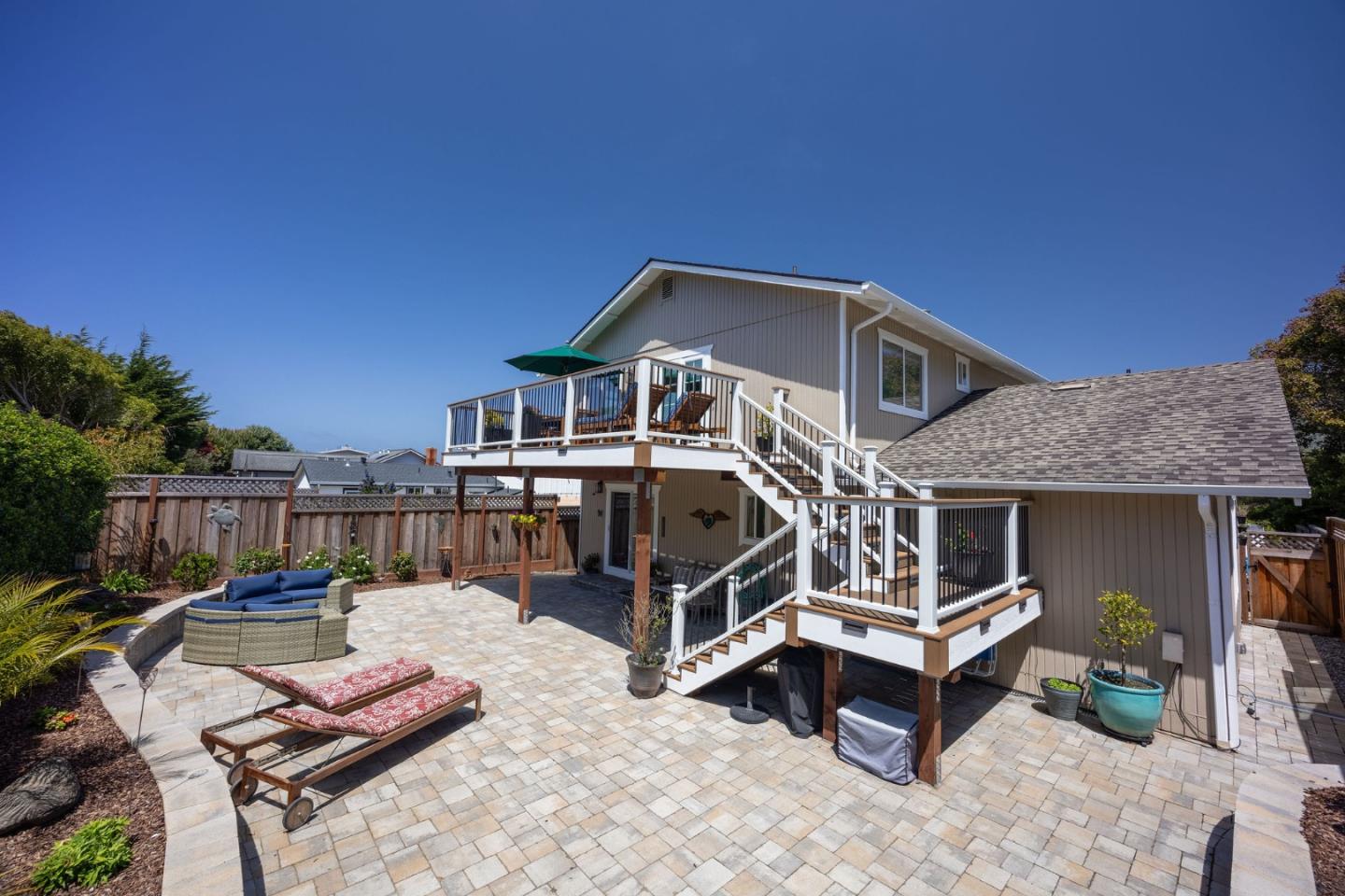468 4th Street