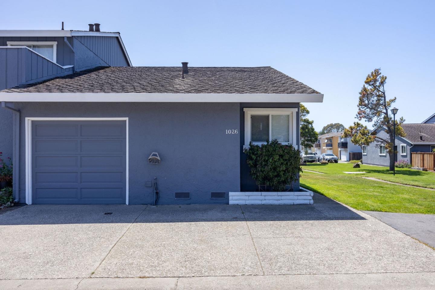 1026 Suzanne CT