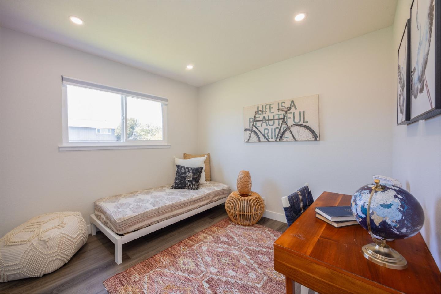 1026 Suzanne CT