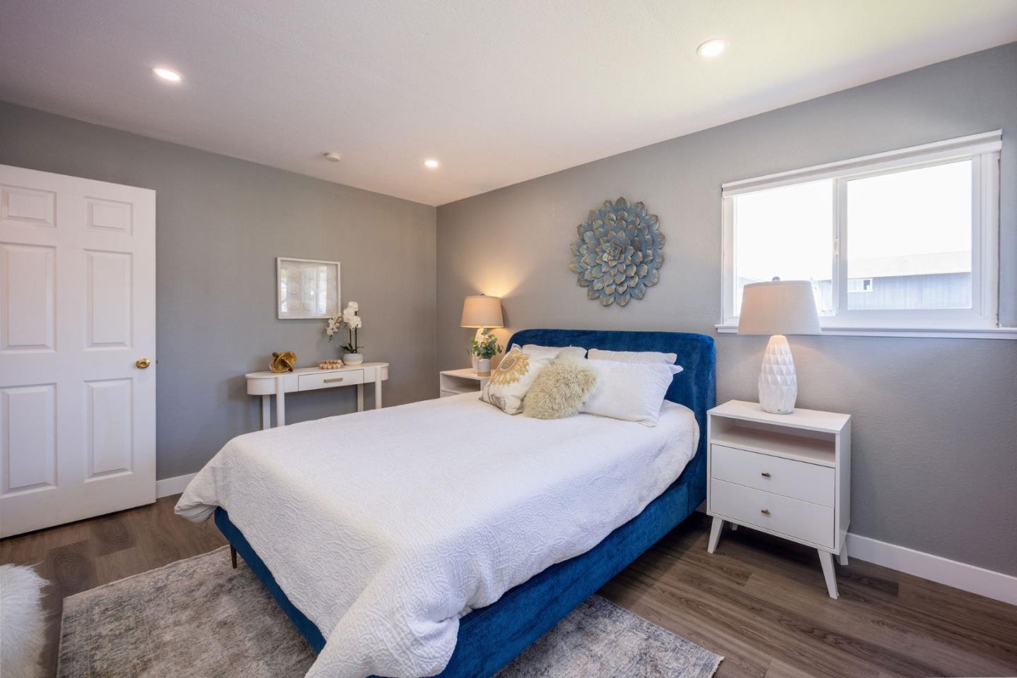 1026 Suzanne CT