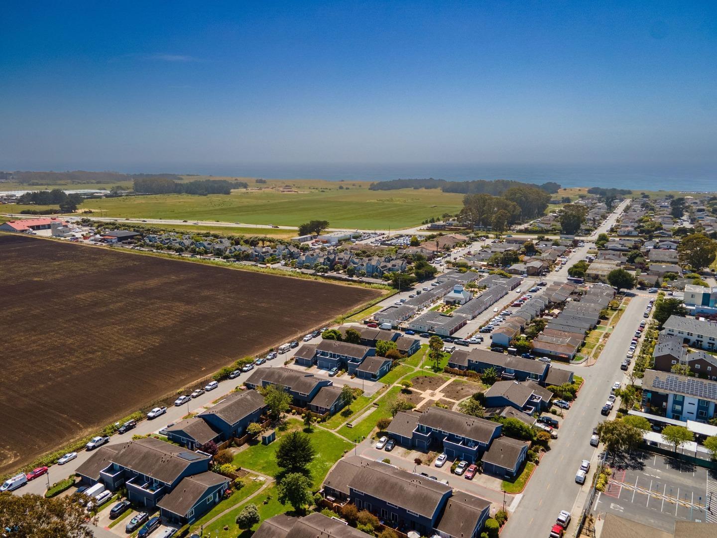 1026 Suzanne CT