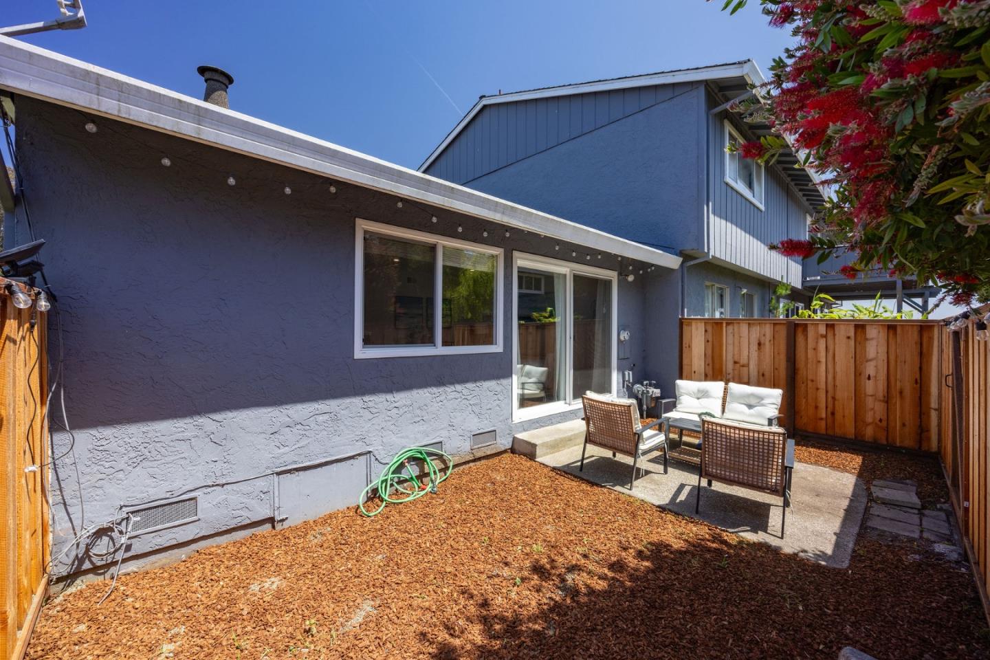 1026 Suzanne CT