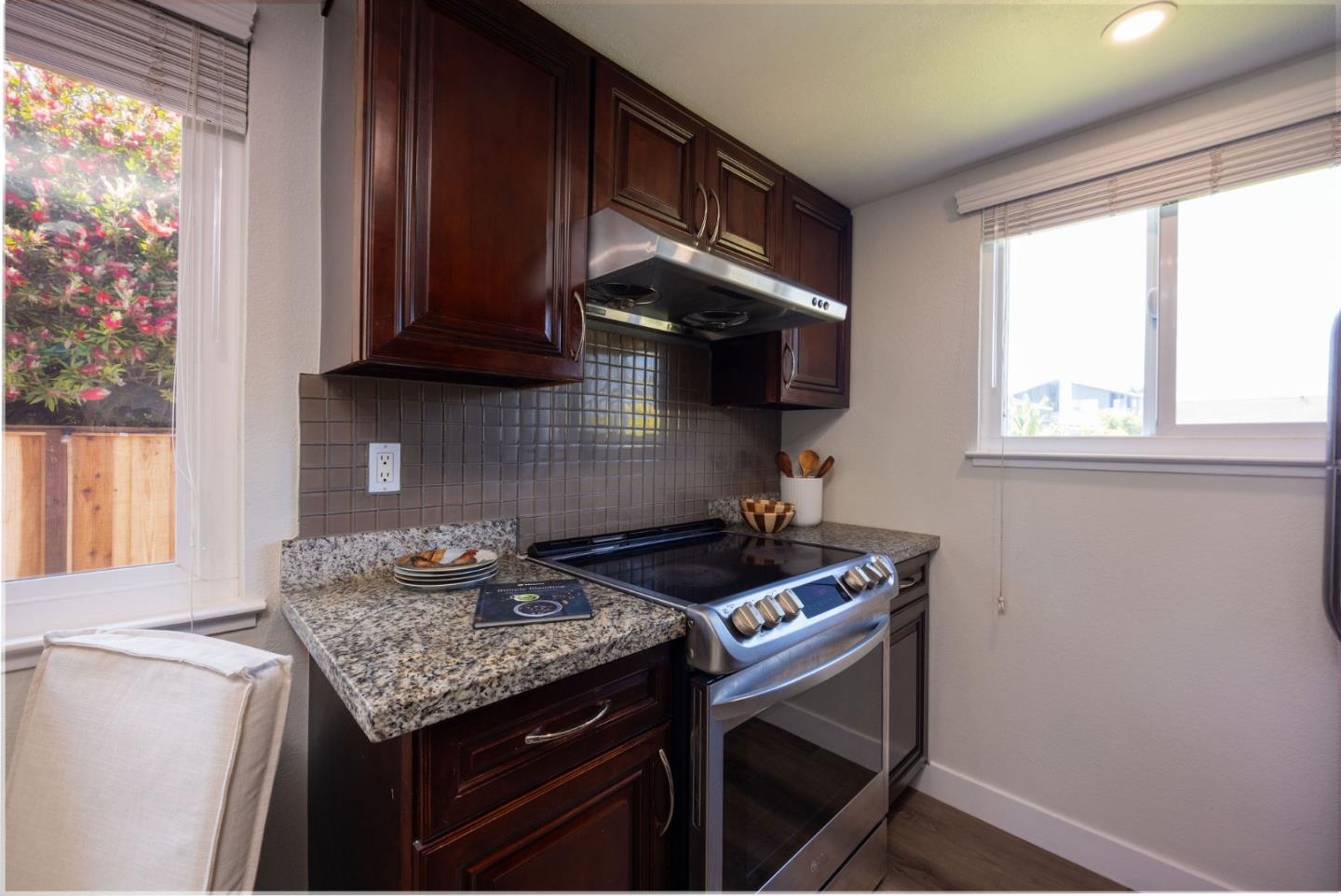 1026 Suzanne CT