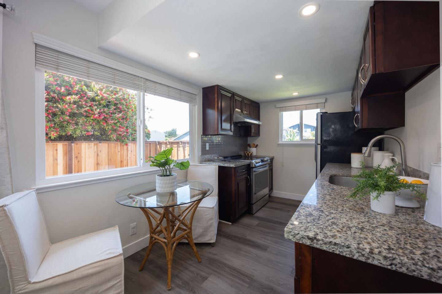 1026 Suzanne CT