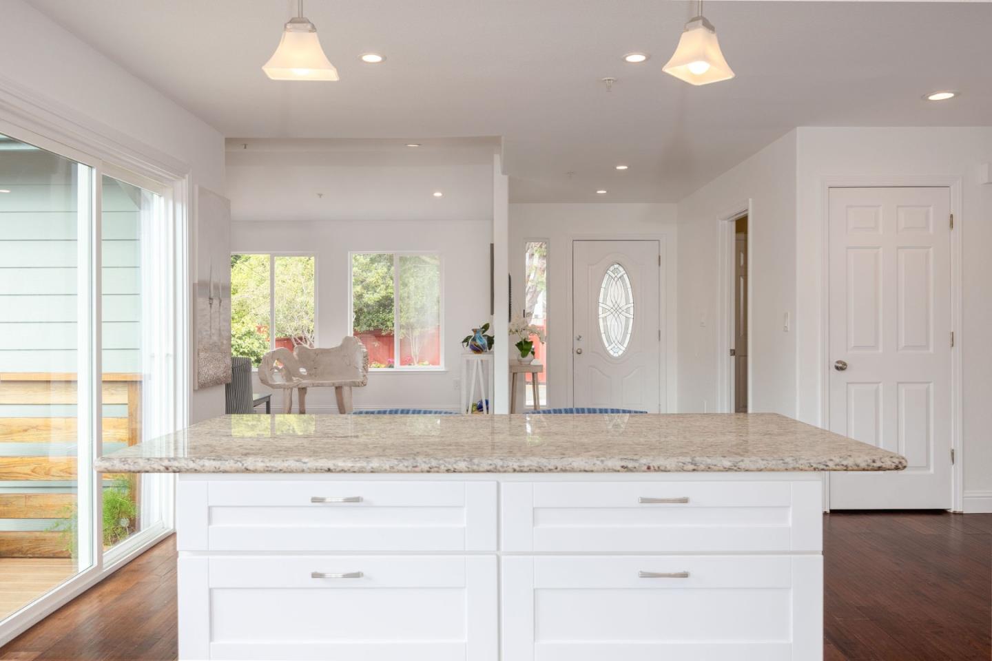 9690 Cabrillo Highway