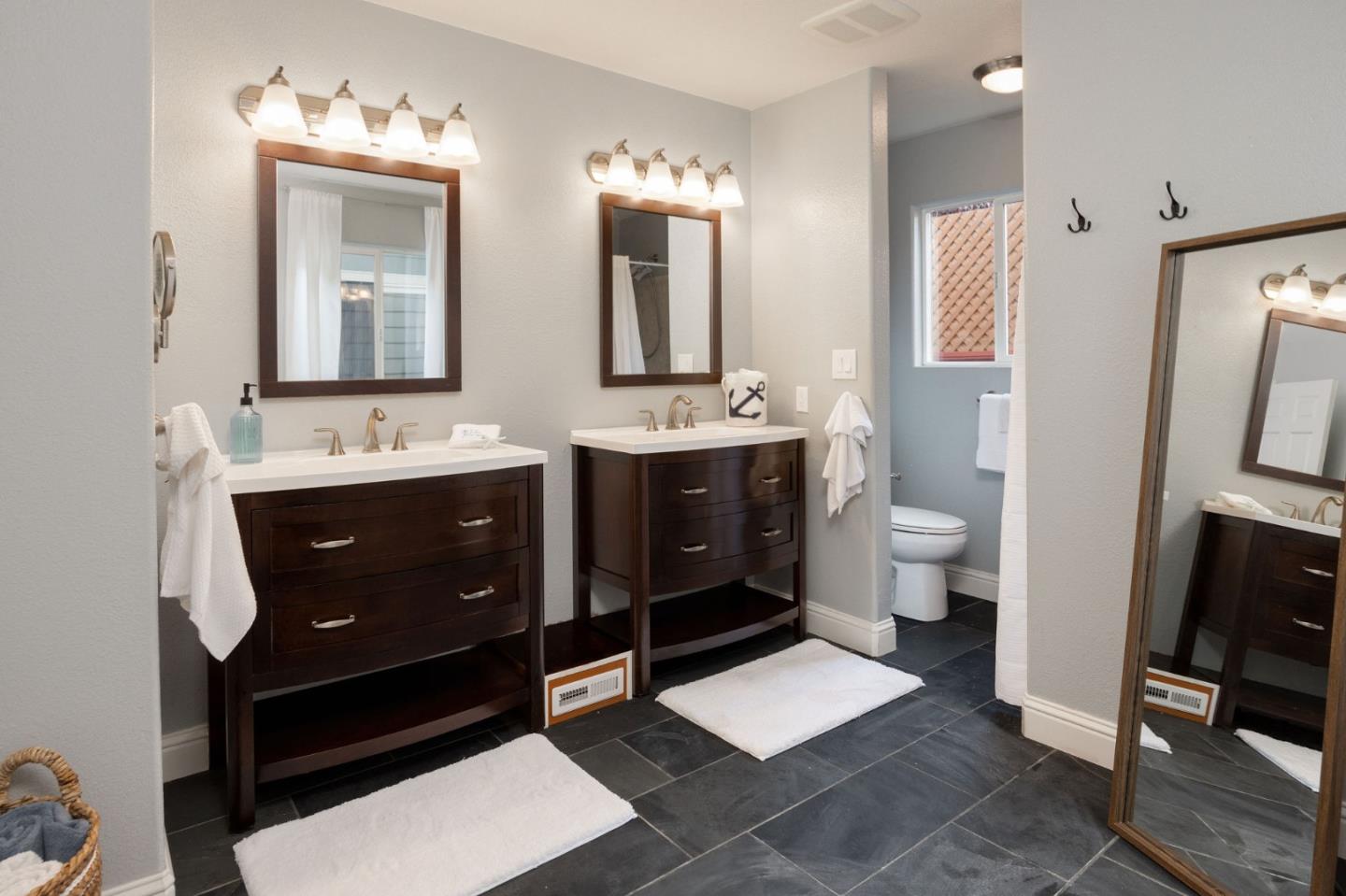 9690 Cabrillo Highway