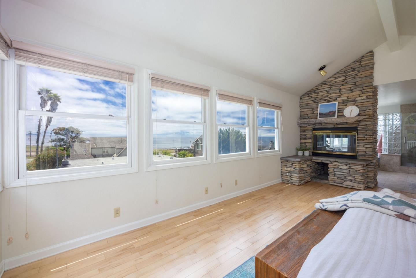 139 Santa Ana Street