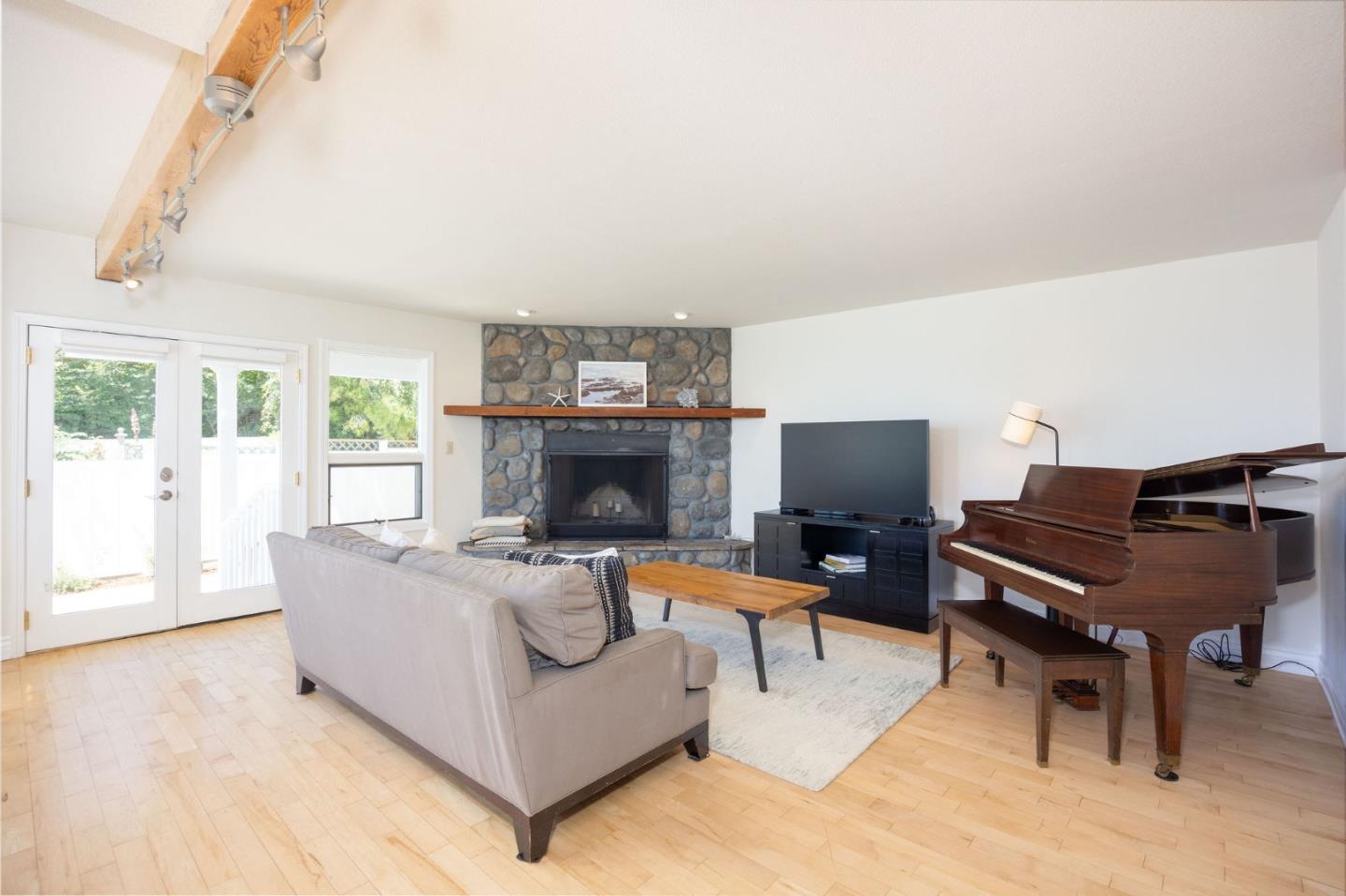 139 Santa Ana Street