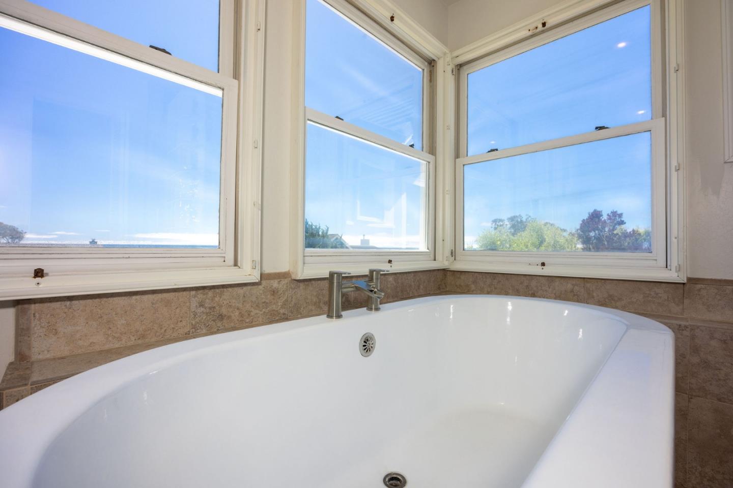 139 Santa Ana Street