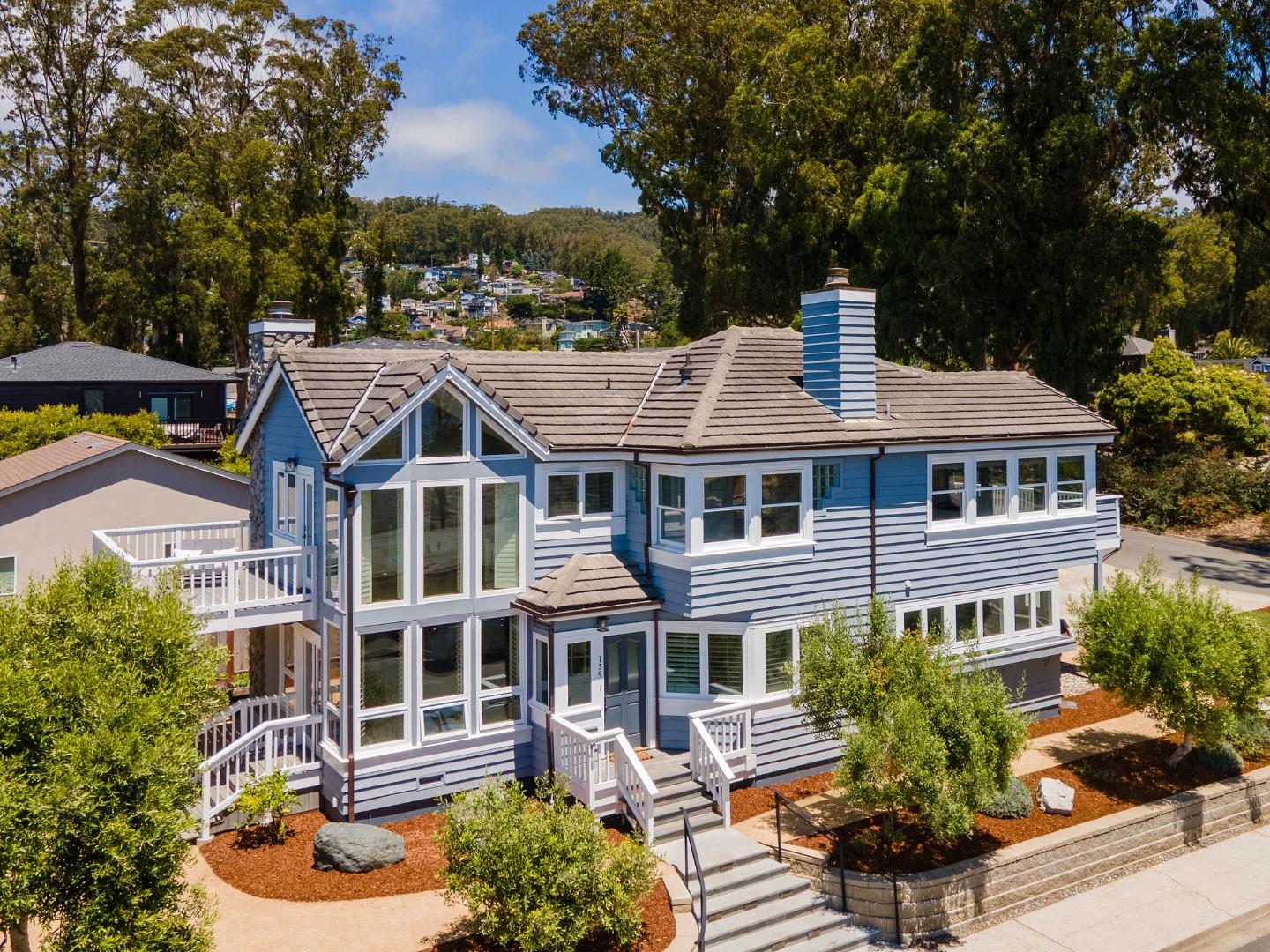 139 Santa Ana Street