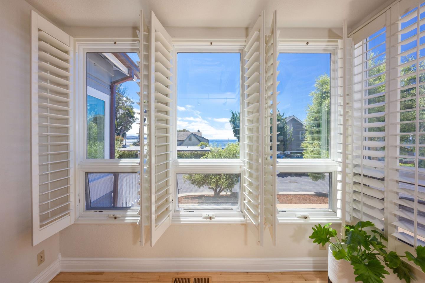 139 Santa Ana Street