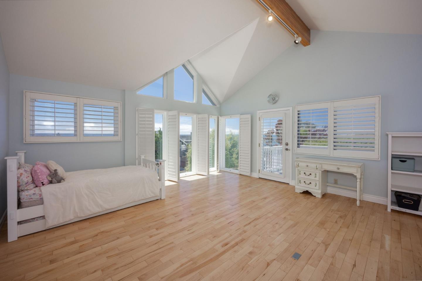 139 Santa Ana Street