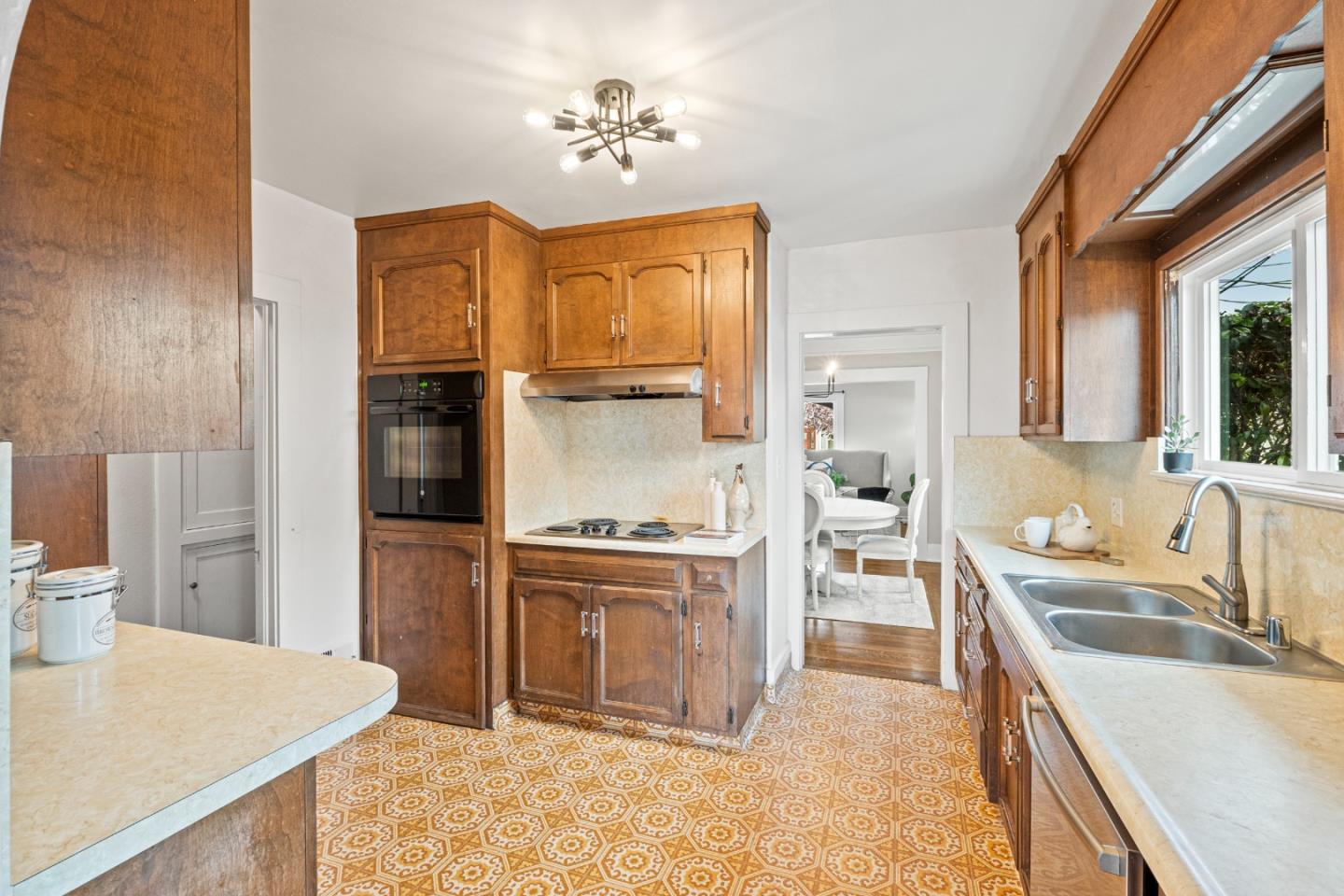 417 Belleville Boulevard