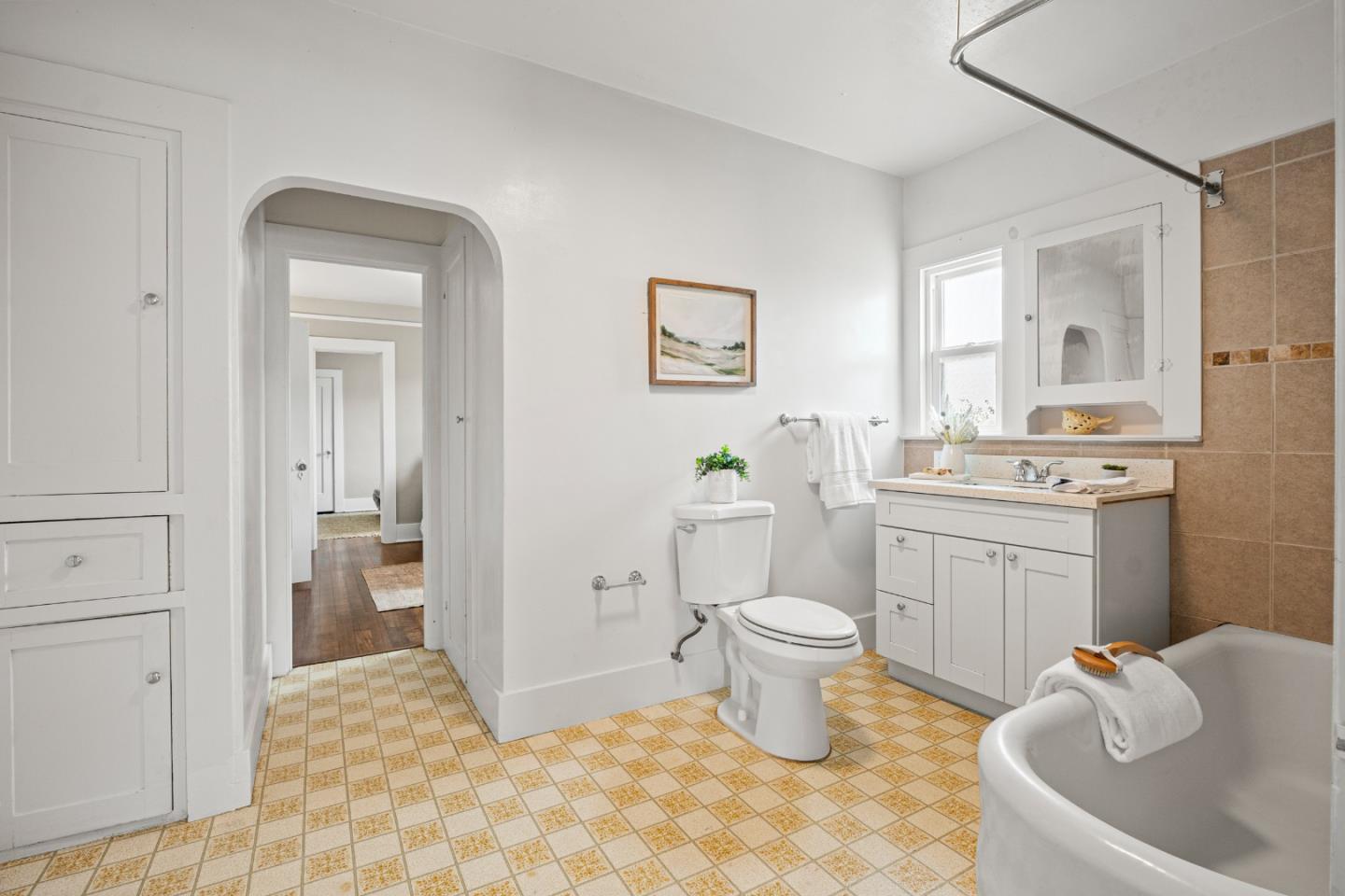 417 Belleville Boulevard