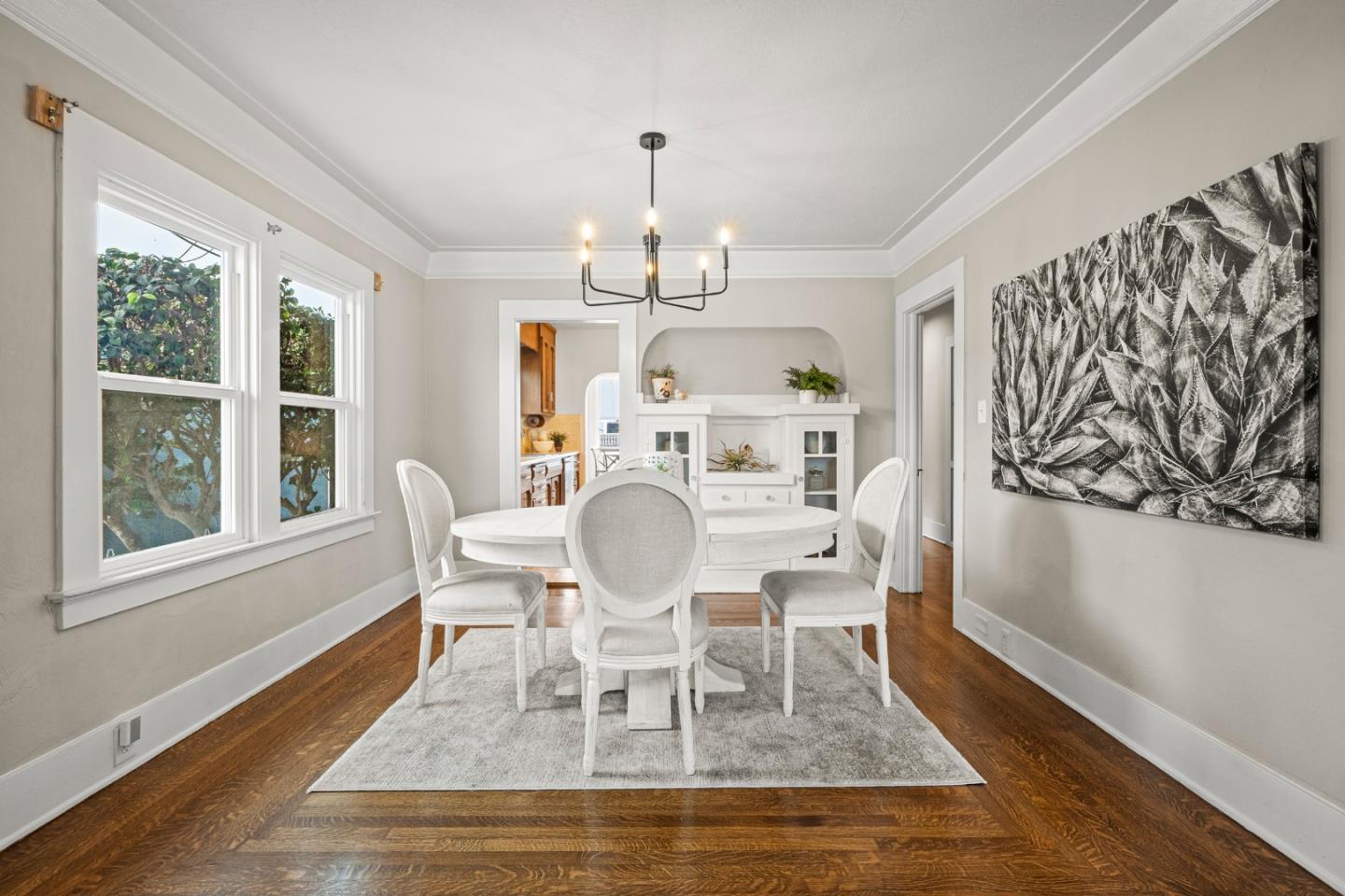 417 Belleville Boulevard