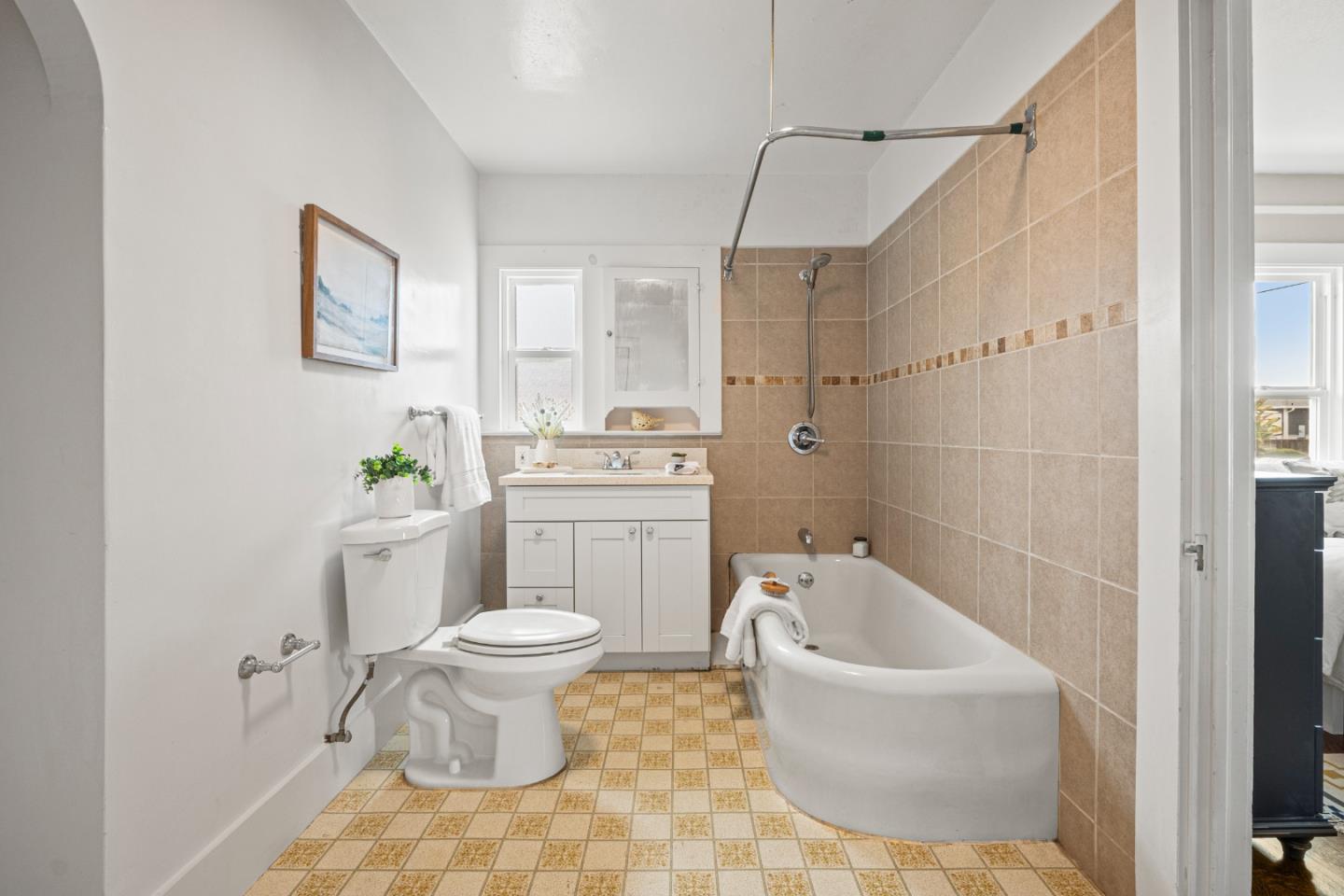 417 Belleville Boulevard