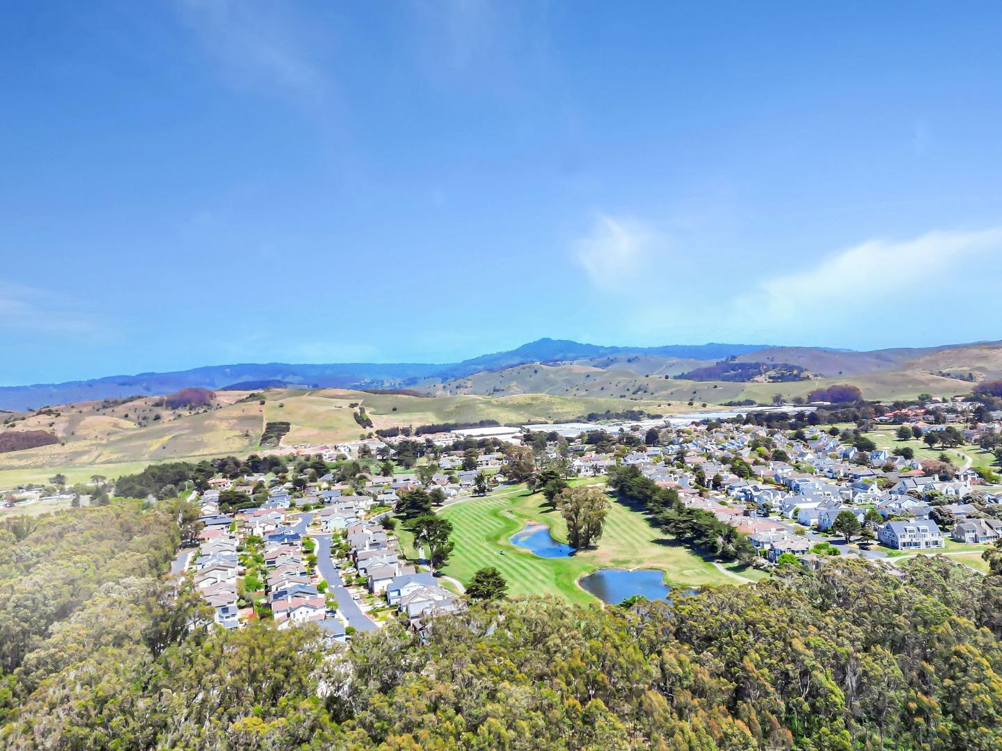 121 Carnoustie Drive