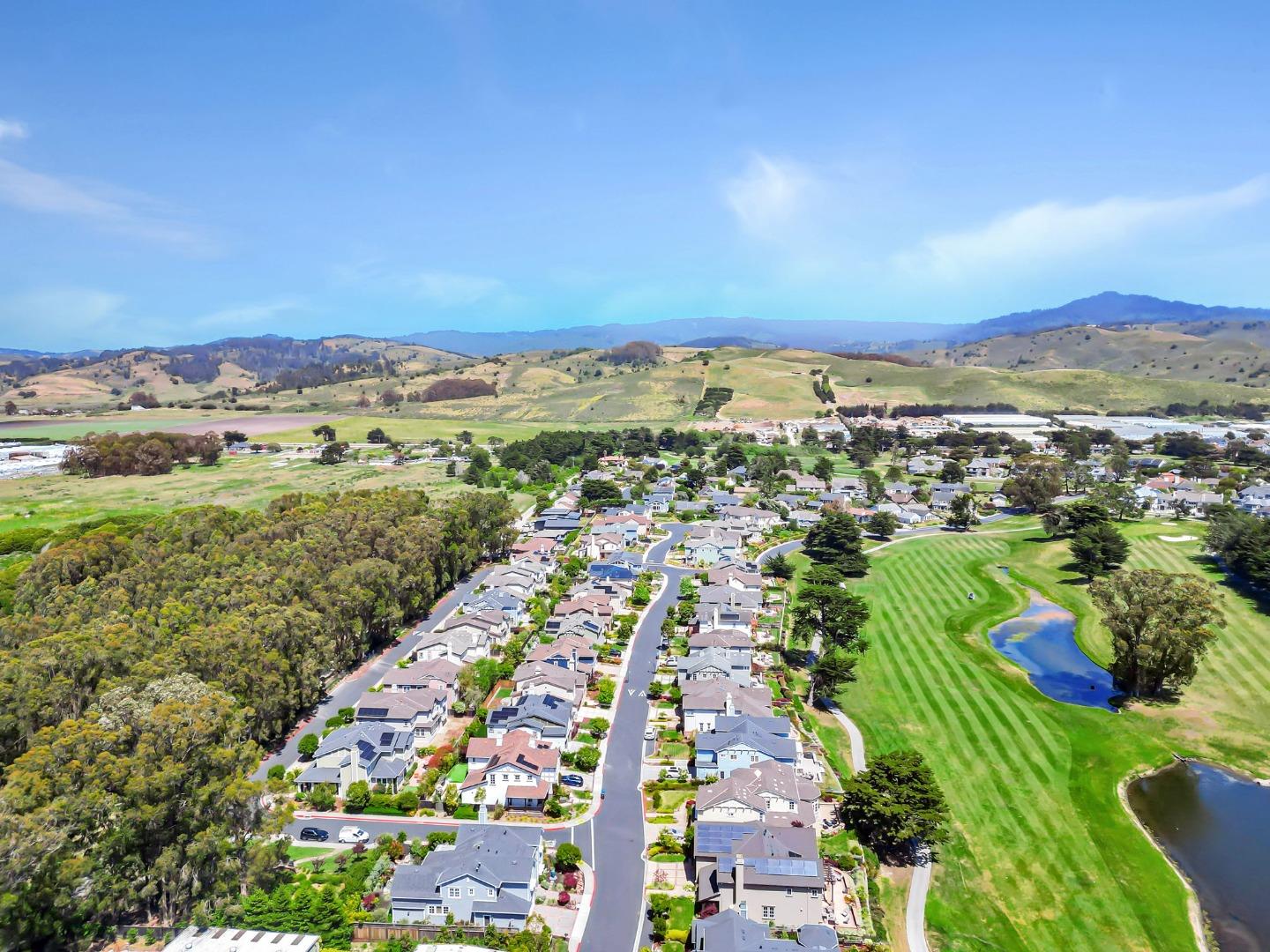 121 Carnoustie Drive